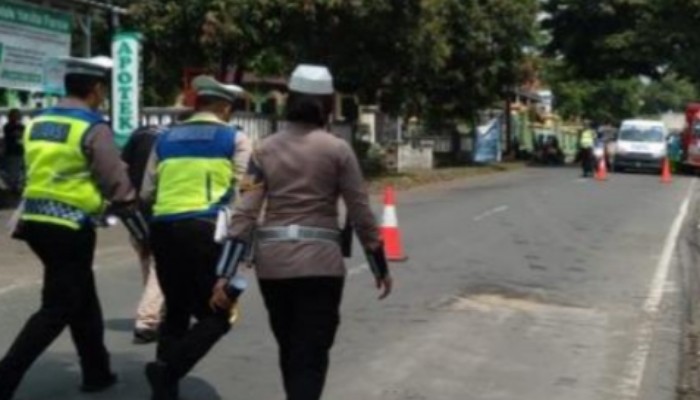 Mobil Dinas Bupati Kuningan