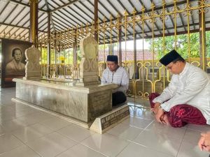 Makam Kartini