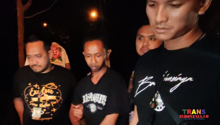 Pembunuh Bos Depot Air