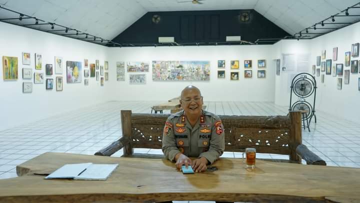 Chrysnanda Dwilaksana