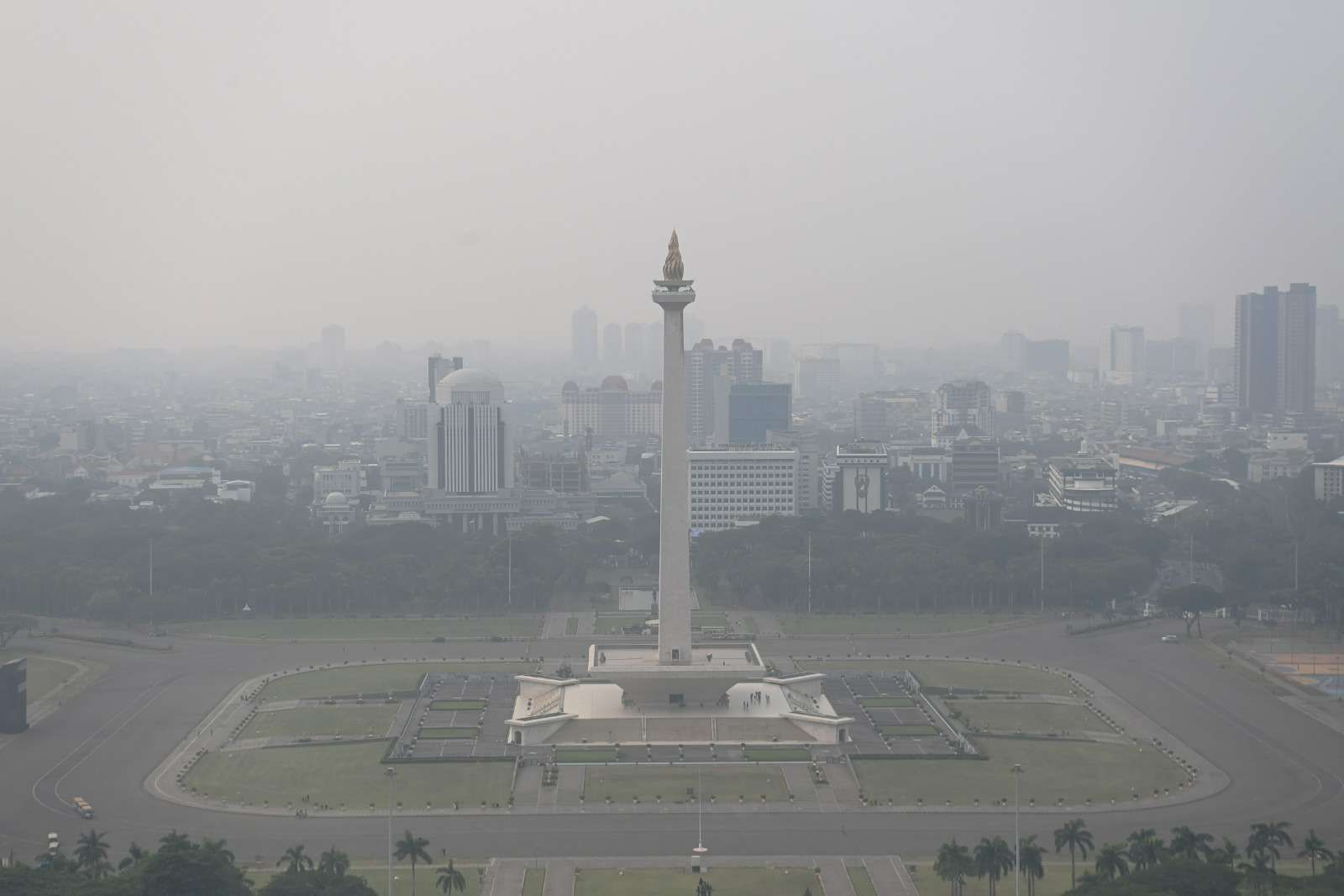 Monas Kabut