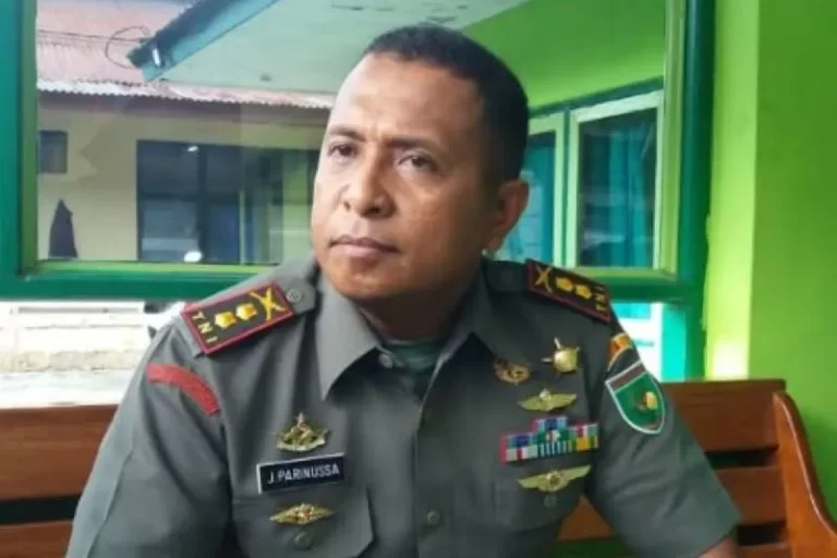 Kapendam XVII Cenderawasih Letkol Inf Johanis Parinussa.