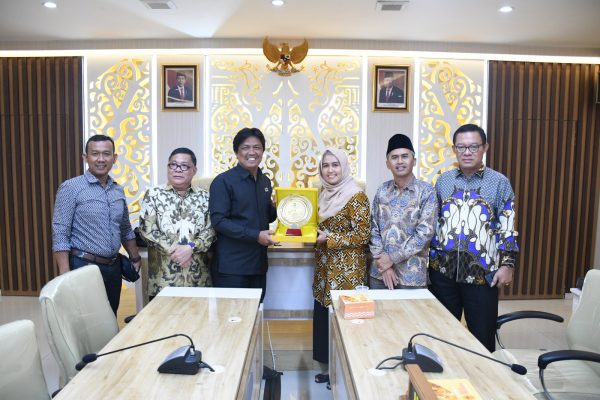 DPRD Riau
