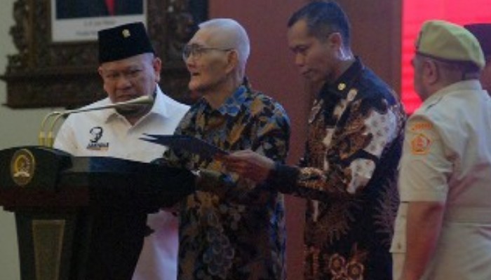 Try Sutrisno