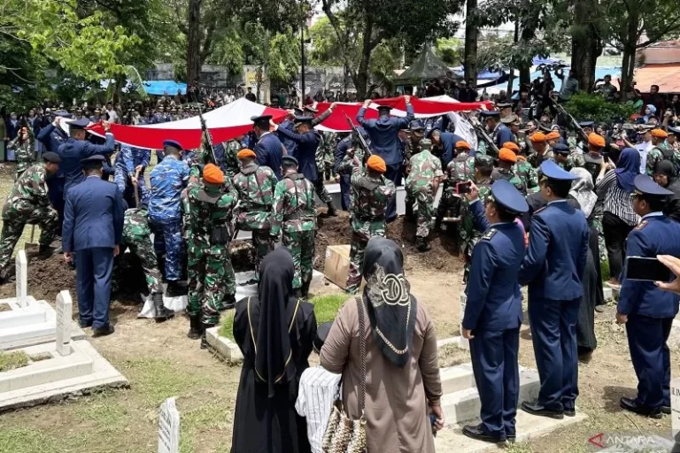 Pilot Pesawat Tempur TNI AU