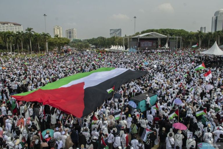 Massa Aksi Bela Palestina
