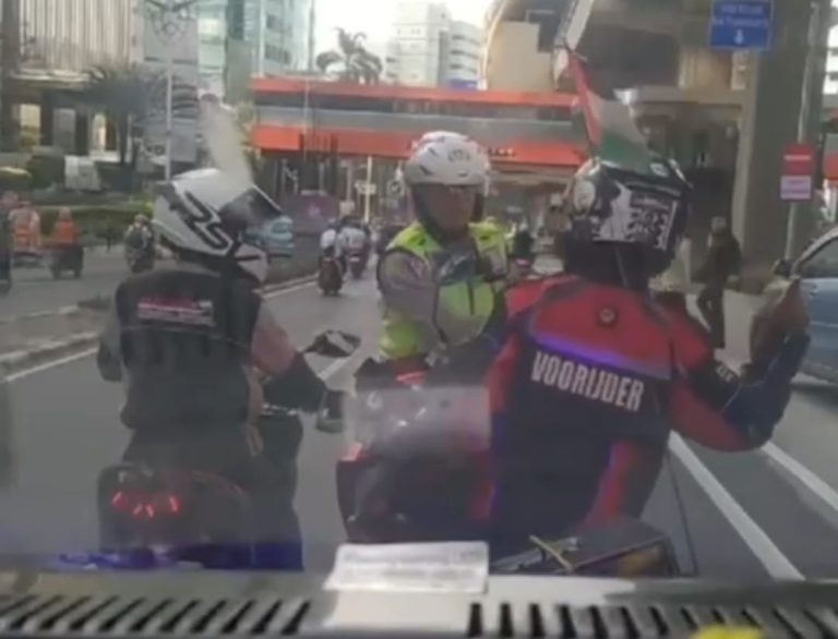 Tilang Pemotor
