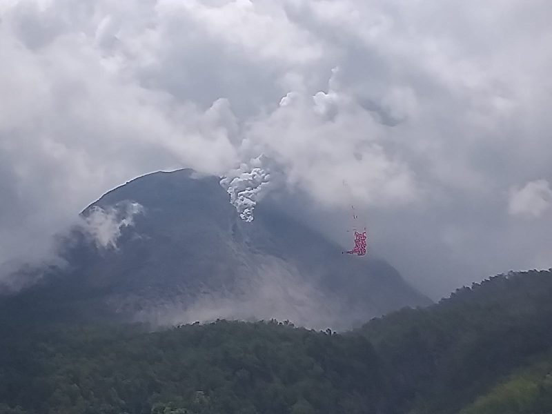 Gunung Lewotobi Laki Laki