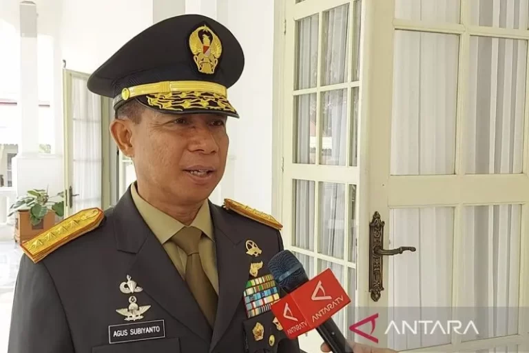 Panglima TNI Jenderal TNI Agus Subiyanto