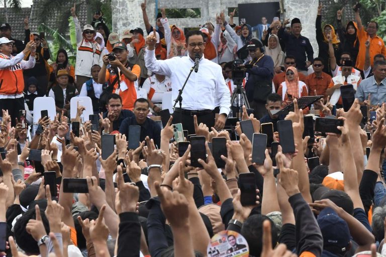 Capres Anies Kampanye di Cikarang