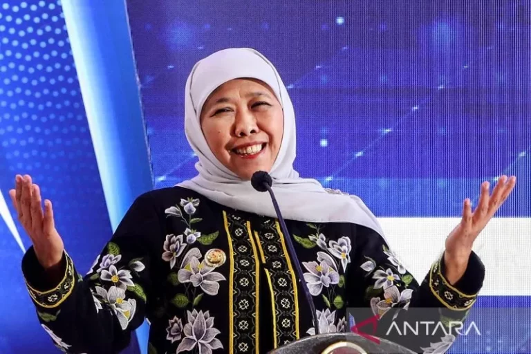 Gubernur Jawa Timur Khofifah Indar Parawansa