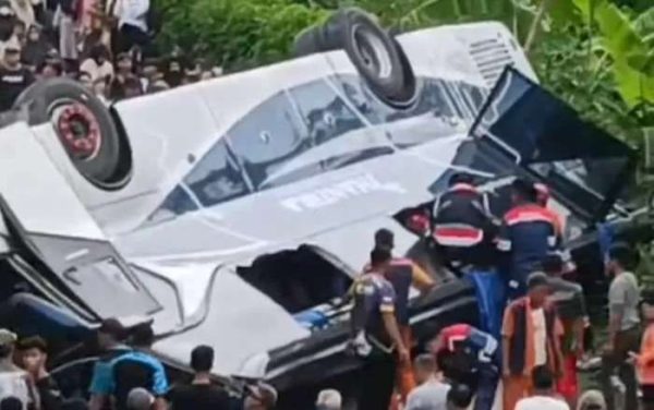 Tabrakan Bus Pemalang