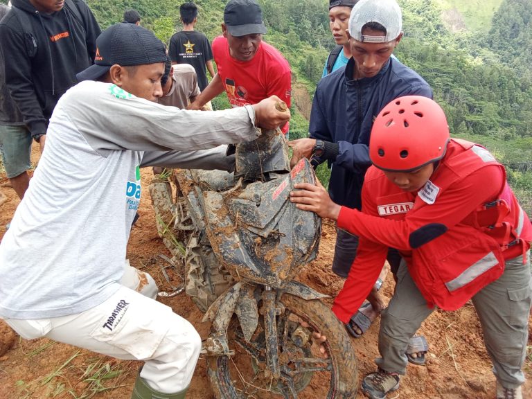 Korban Banjir Luwu
