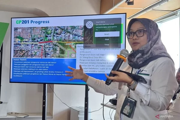 Direktur Konstruksi PT MRT Jakarta Weni Maulina