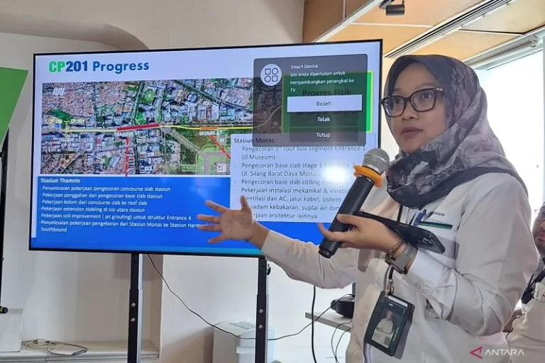 Direktur Konstruksi PT MRT Jakarta Weni Maulina