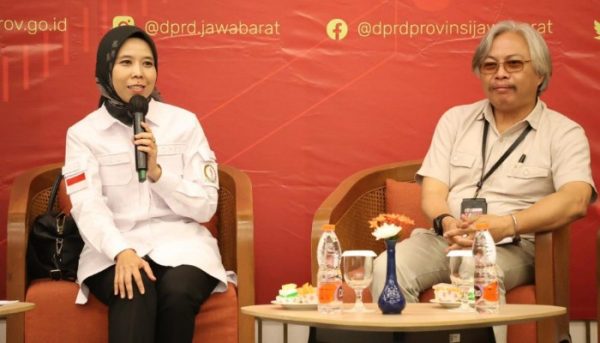 Ineu Sundari Purwadewi