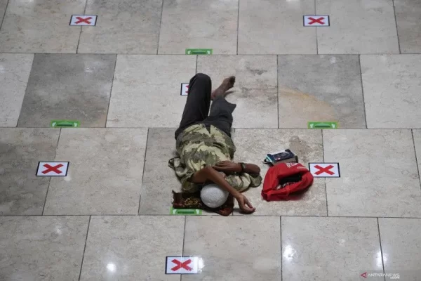 Tidur di Masjid