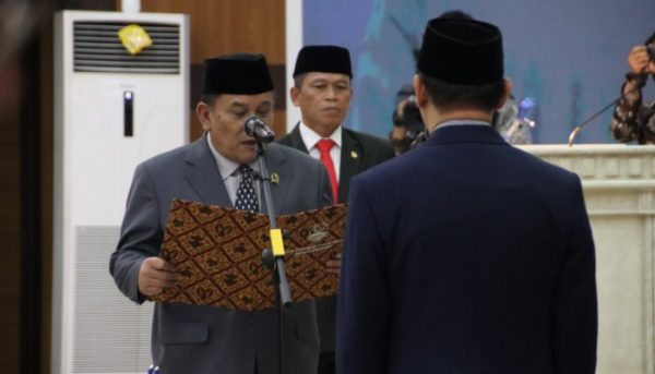 Lantik PAW DPRD Jabar