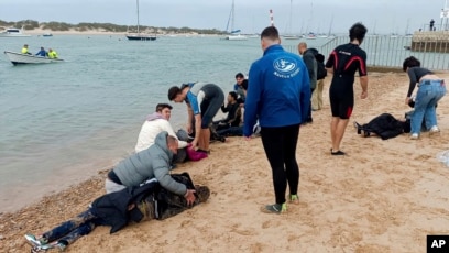 Mayat Migran Perempuan