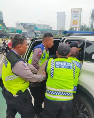 Bantu Kecelakaan Lalu Lintas