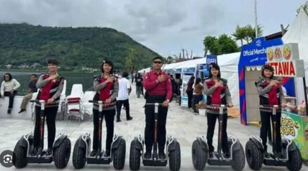 Polisi Wanita Pariwisata