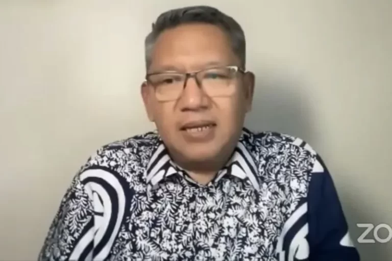 Rektor Universitas Islam Indonesia (UII) Yogyakarta Prof Fathul Wahid