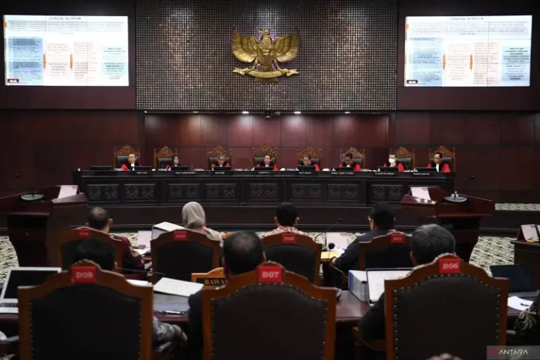 Ketua MK Suhartoyo