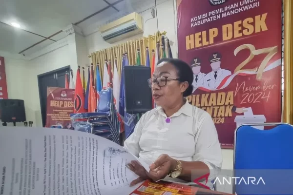 Ketua KPU Manokwari Christine R Rumkabu
