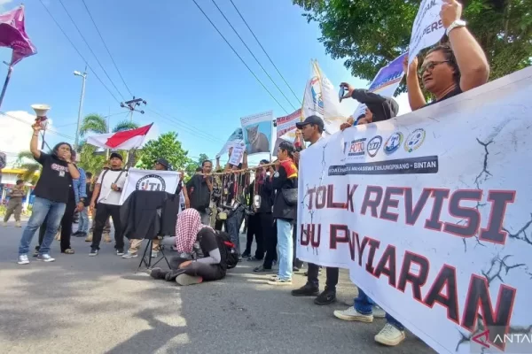 Demo Tolak RUU Penyiaran