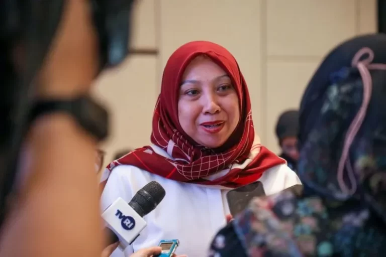 Ratna Susianawati