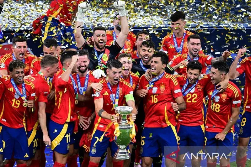 Spanyol Juara Eropa