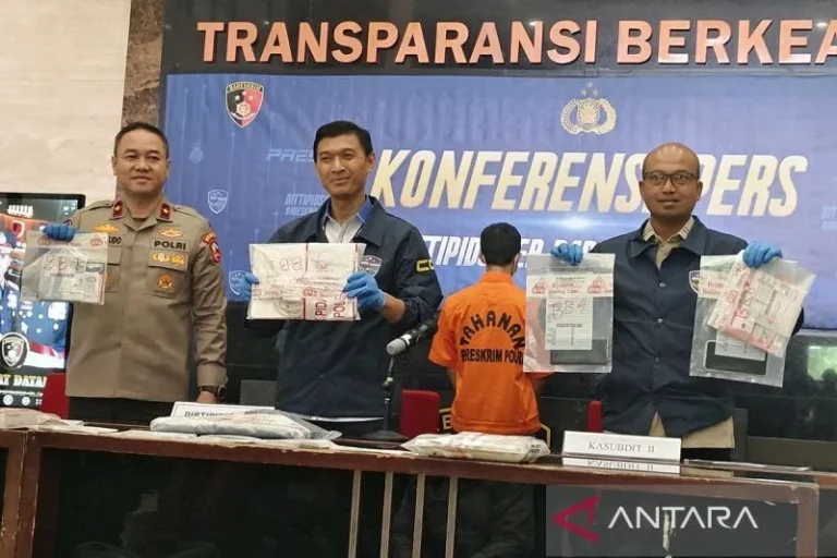 Dirtipidsiber) Bareskrim Polri Brigjen Pol. Himawan Bayu Aji