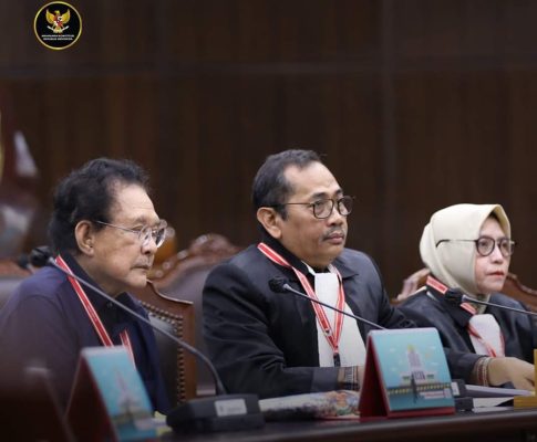 Profesor Begawan Kesatria