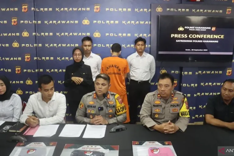Kapolres Karawang AKBP Edwar Zulkarnaen
