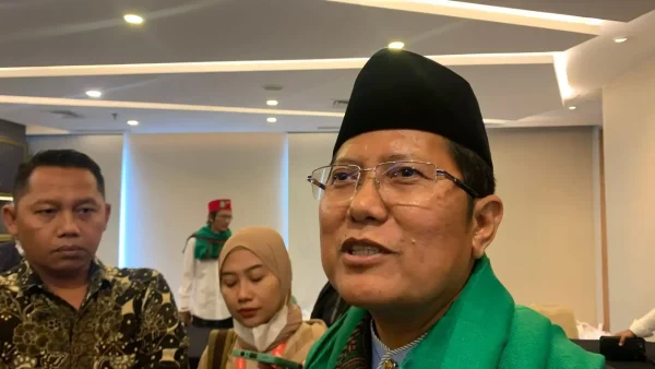 ketua MUI pusat Cholil Nafis