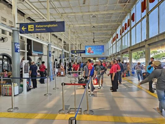 Stasiun Kereta Senen