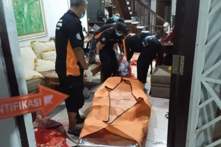 Anak Bunuh Orangtua Karawang