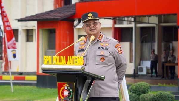 Chrysnanda Dwilaksana