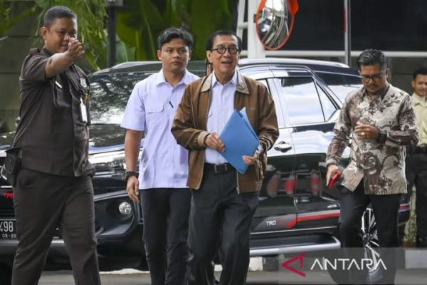 Yasona Laoly Diperiksa KPK