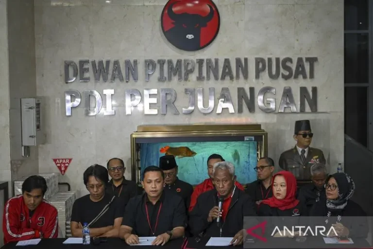 KPK Geledah Rumah Hasto