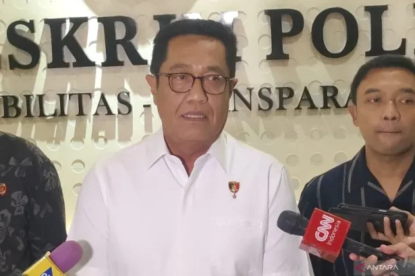 Djuhandhani Rahardjo Puro