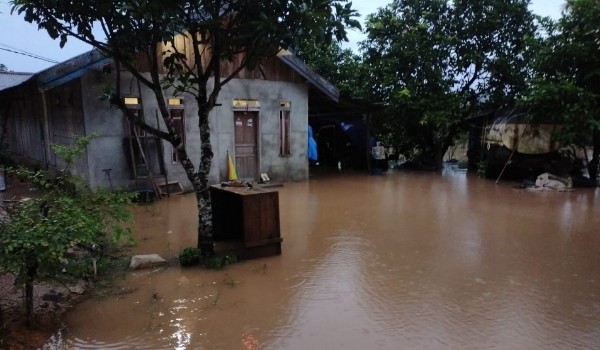 Banjir Sitoli Toli