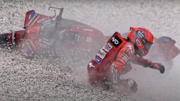 Marc Marquez Jatuh