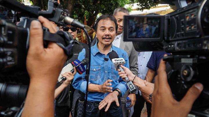 Roy Suryo Diperiksa Ijazah Palsu Jokowi