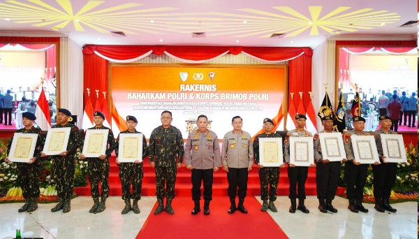 Baharkam dan Brimob
