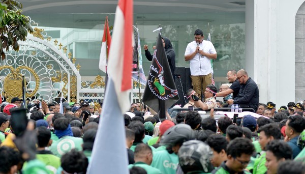 Bobby Nasution Temui Aksi Ojol