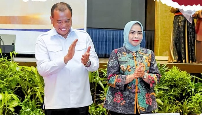 Bupati Labuhanbatu Maya Hasmita