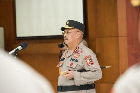 Chryshnanda Dwilaksana