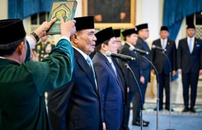 Presiden Lantik Menteri Merah Putih