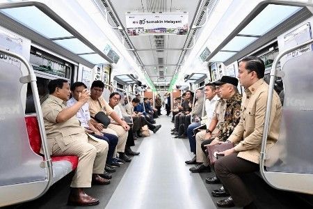 Prabowo Stasiun Tanah Abang